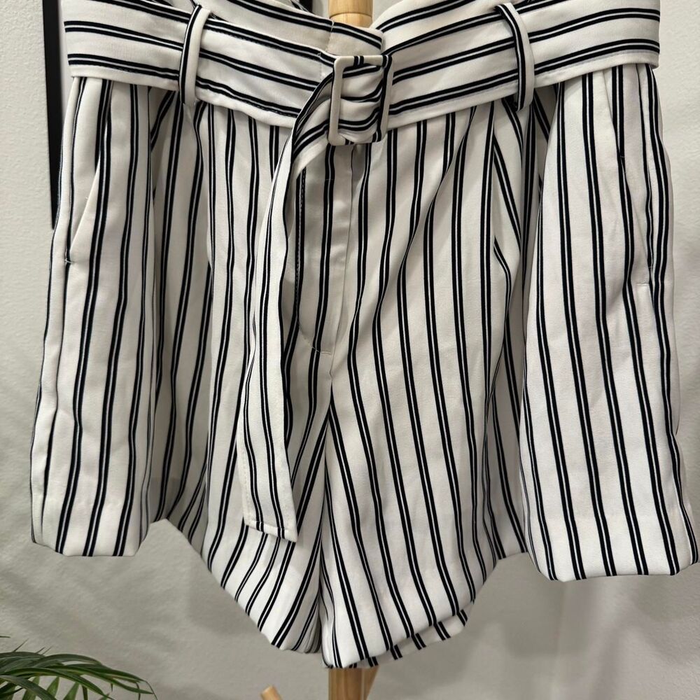 Ann Taylor Women's Black White Stripe Shorts w Belt preppy nautical academia